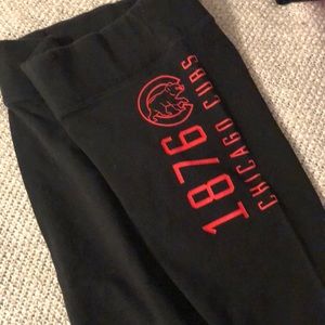 VS Pink Chicago Cubs Capri pants